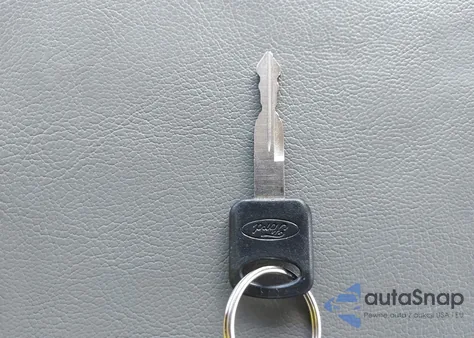 2003 Ford F350 Super Duty z USA, uszkodzony, nr VIN 1FTWX33PX3EC20060